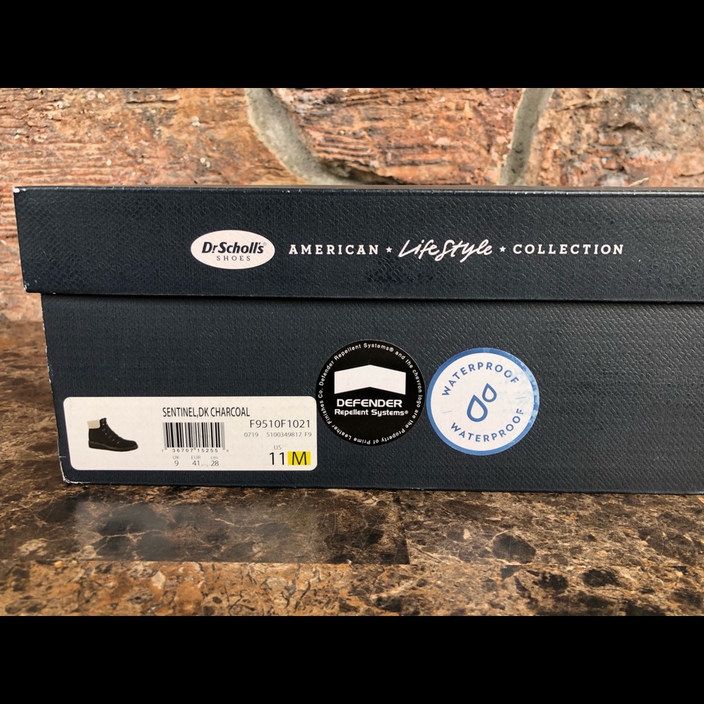 NEW Dr. Scholl's Women's waterproof Sentinel Boots - Picture 13 of 16